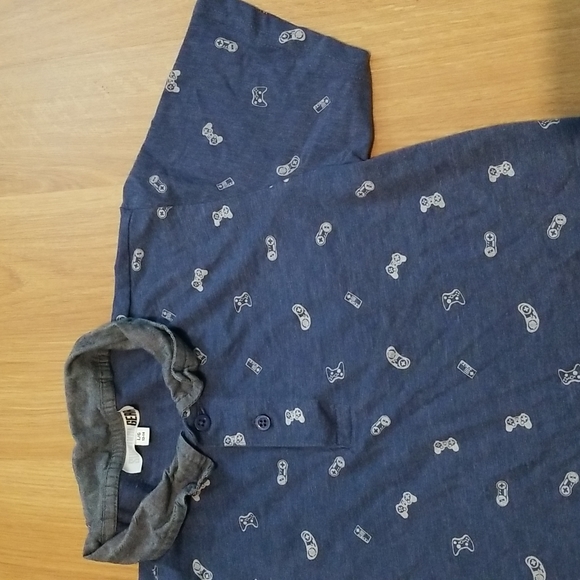 Survival Gear blue short sleeve shirt with gamer print boys large 12-14 - Picture 5 of 7